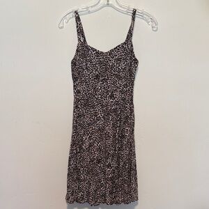 Old Navy leopard print mini dress XS smocked back adjustable spaghetti straps